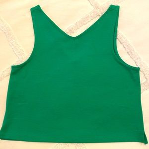 NWOT. Ladies Maeve by Anthropologie crop tank. M